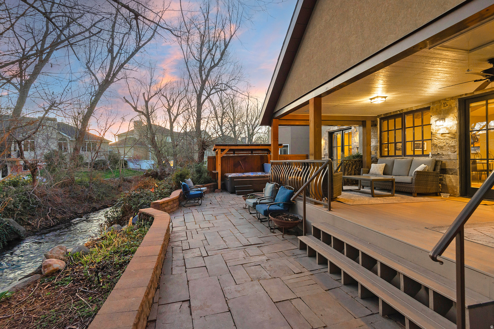 HOLLYHOCKS PUD - Residential