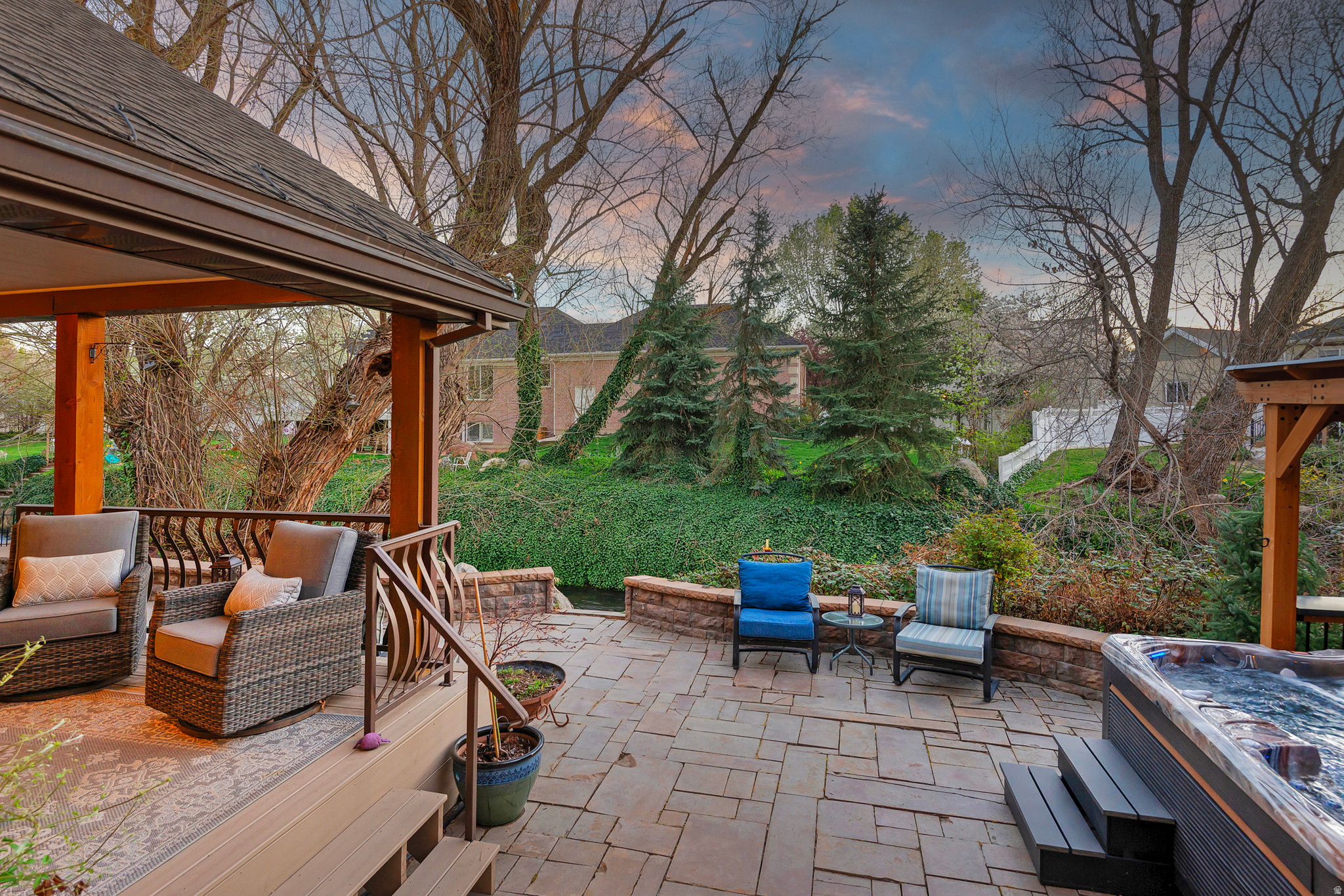 HOLLYHOCKS PUD - Residential