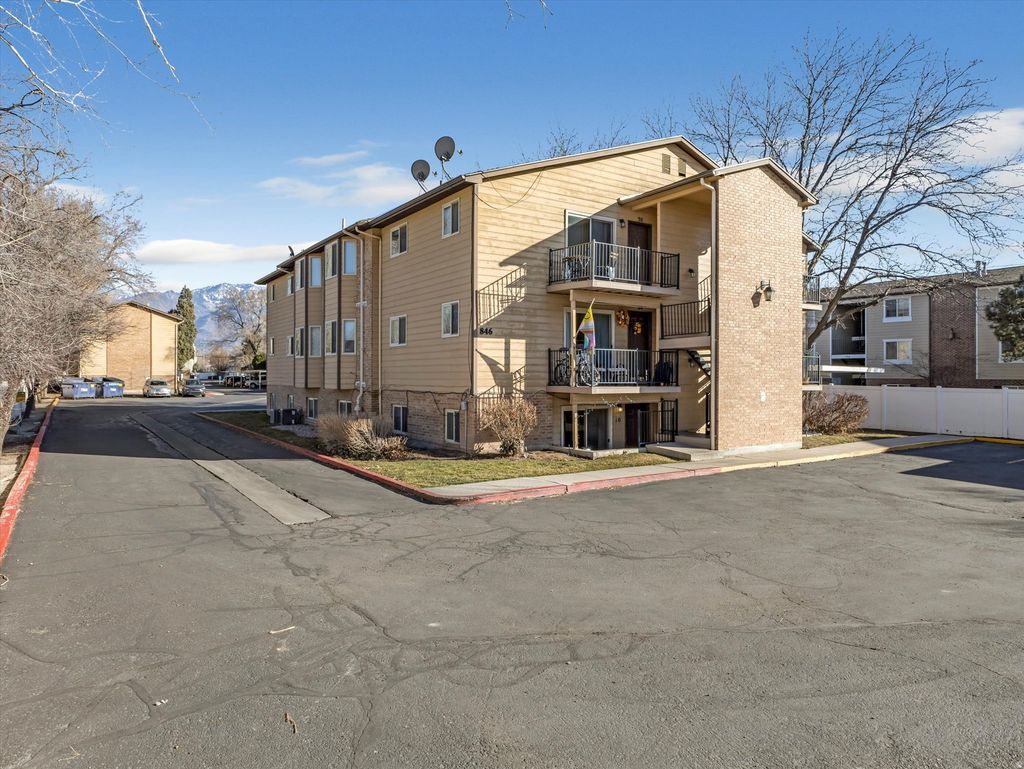 Photo of 846 E CEDAR PINE CT #10, Salt Lake City, UT 84106 (MLS # 2135138)