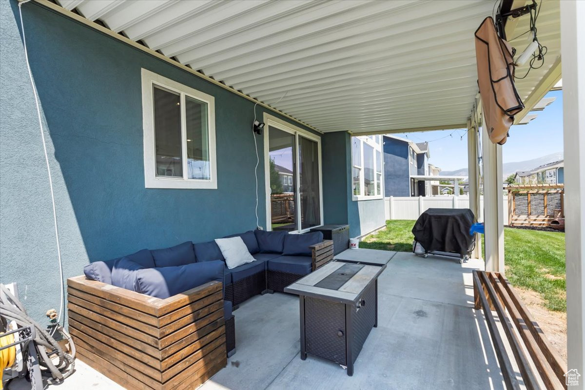 SHAMROCK VILLAGE - Residential