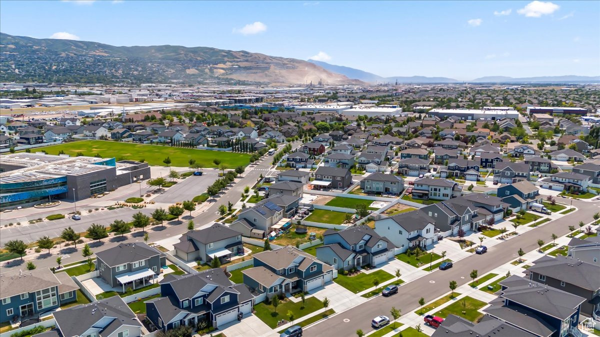 SHAMROCK VILLAGE - Residential