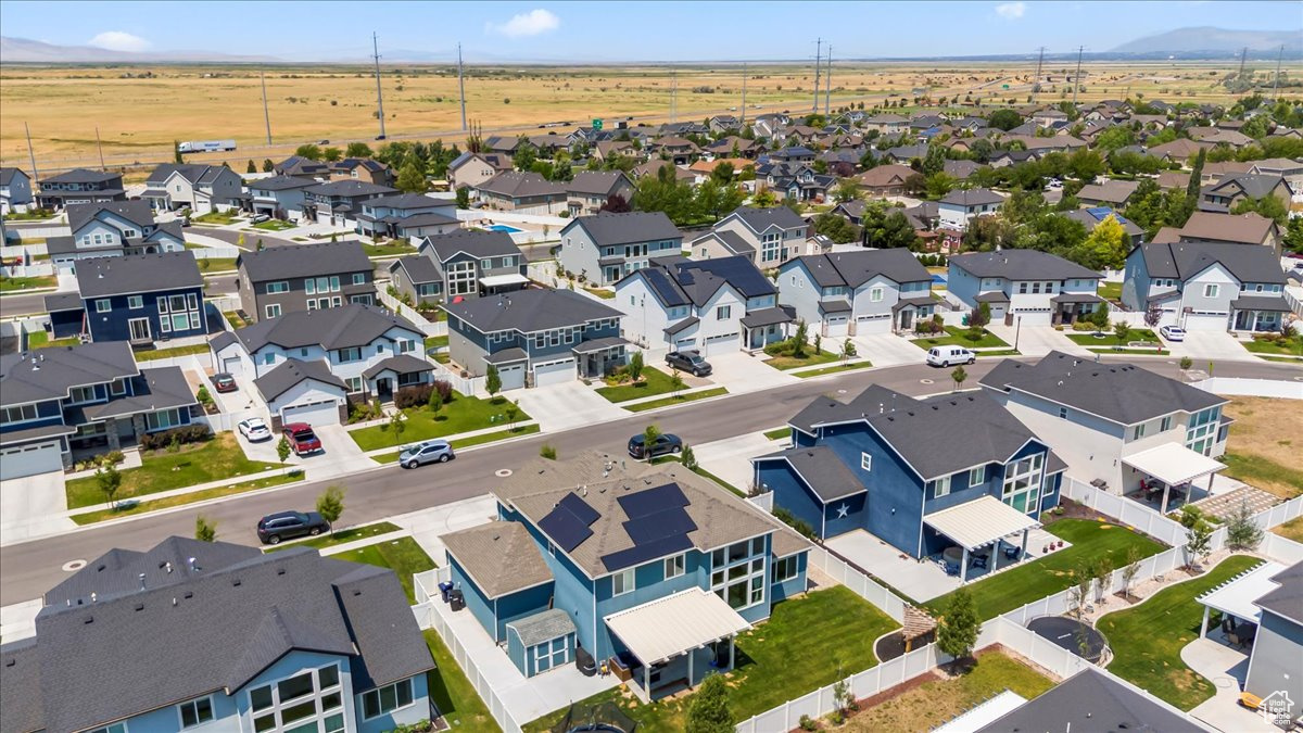 SHAMROCK VILLAGE - Residential