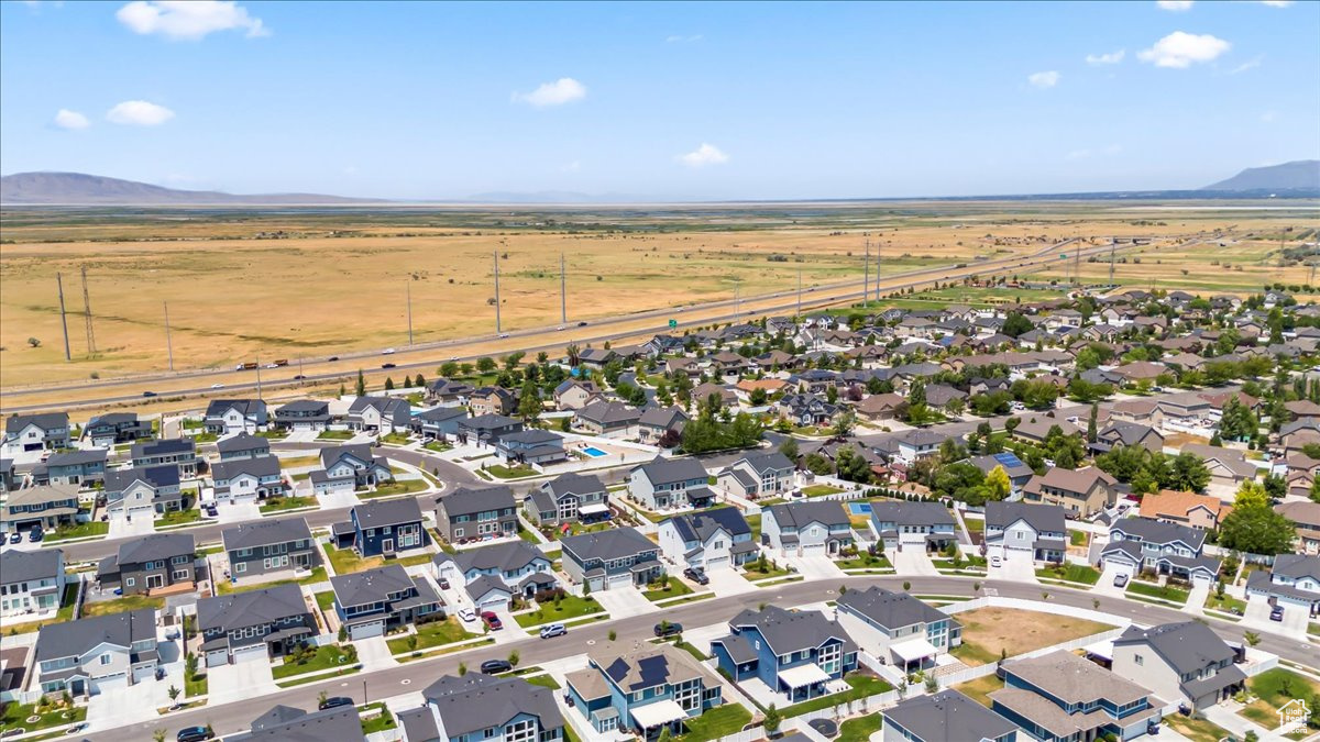 SHAMROCK VILLAGE - Residential