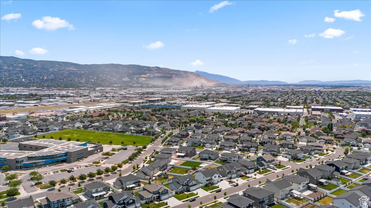 SHAMROCK VILLAGE - Residential
