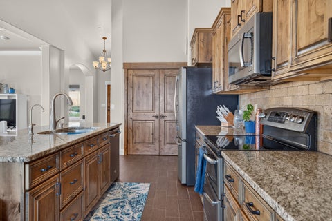 Tiny photo for 425 E MEADOW LARK LN, Elk Ridge, UT 84651 (MLS # 2177447)