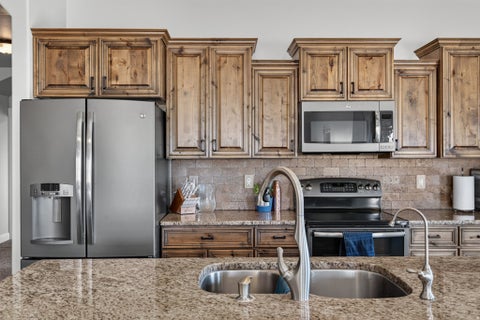 Tiny photo for 425 E MEADOW LARK LN, Elk Ridge, UT 84651 (MLS # 2177447)
