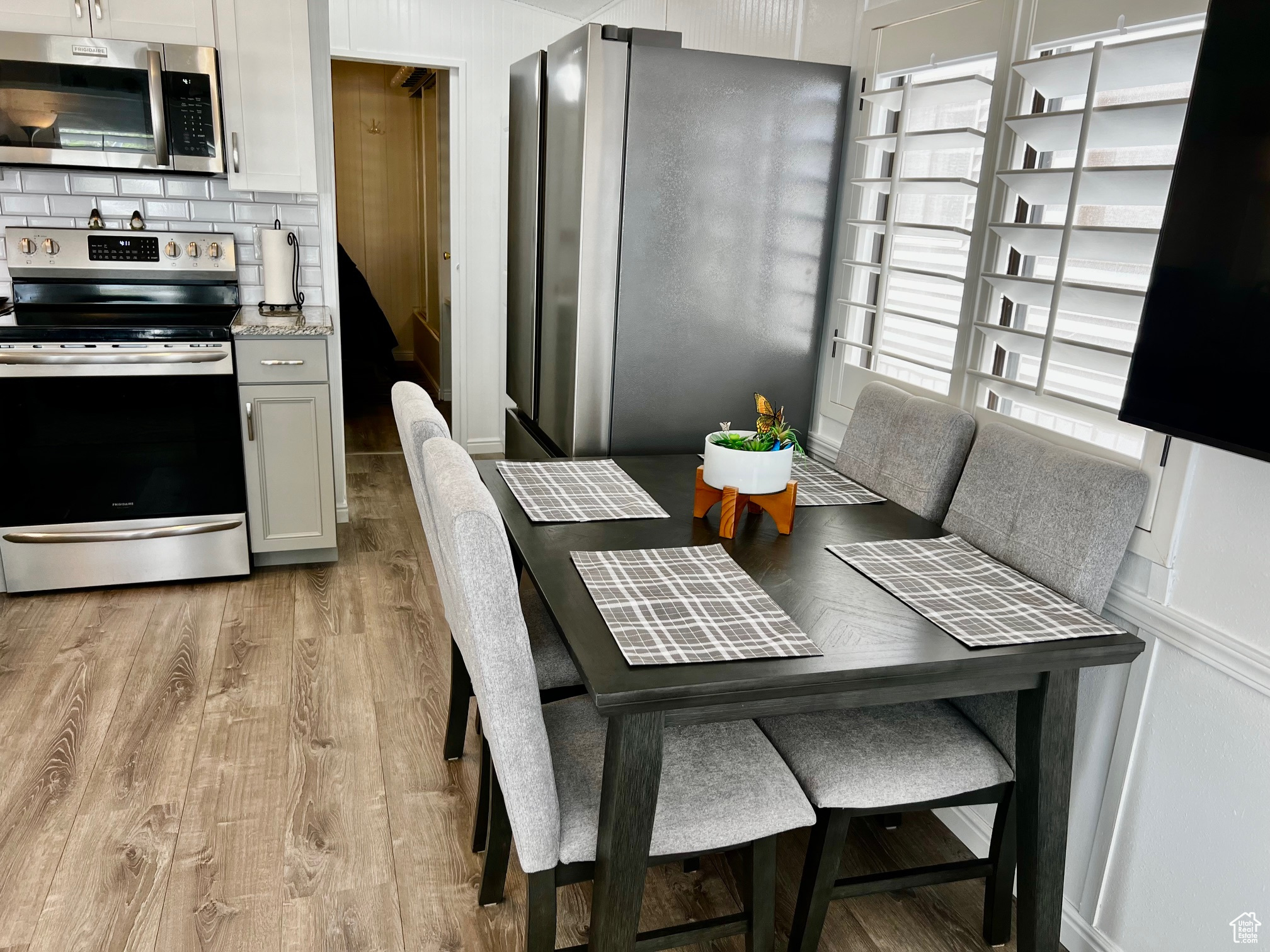 CANYON BREEZE - Residential