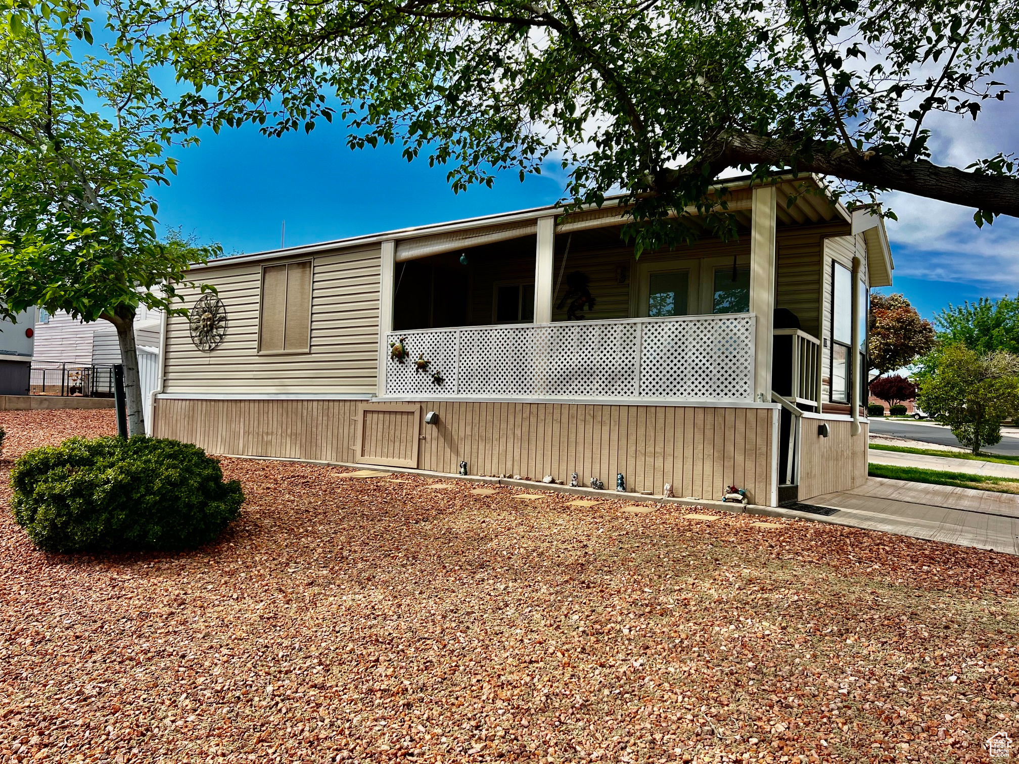 CANYON BREEZE - Residential