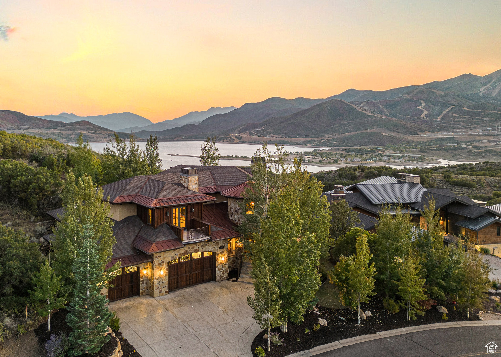 HIDEOUT CANYON PHASE 2 - Residential