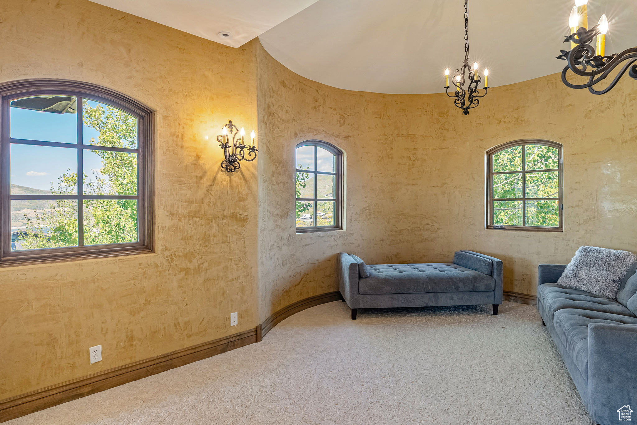 HIDEOUT CANYON PHASE 2 - Residential