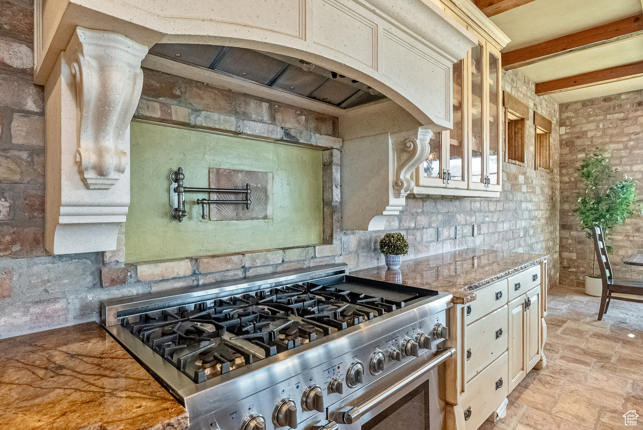 HIDEOUT CANYON PHASE 2 - Residential