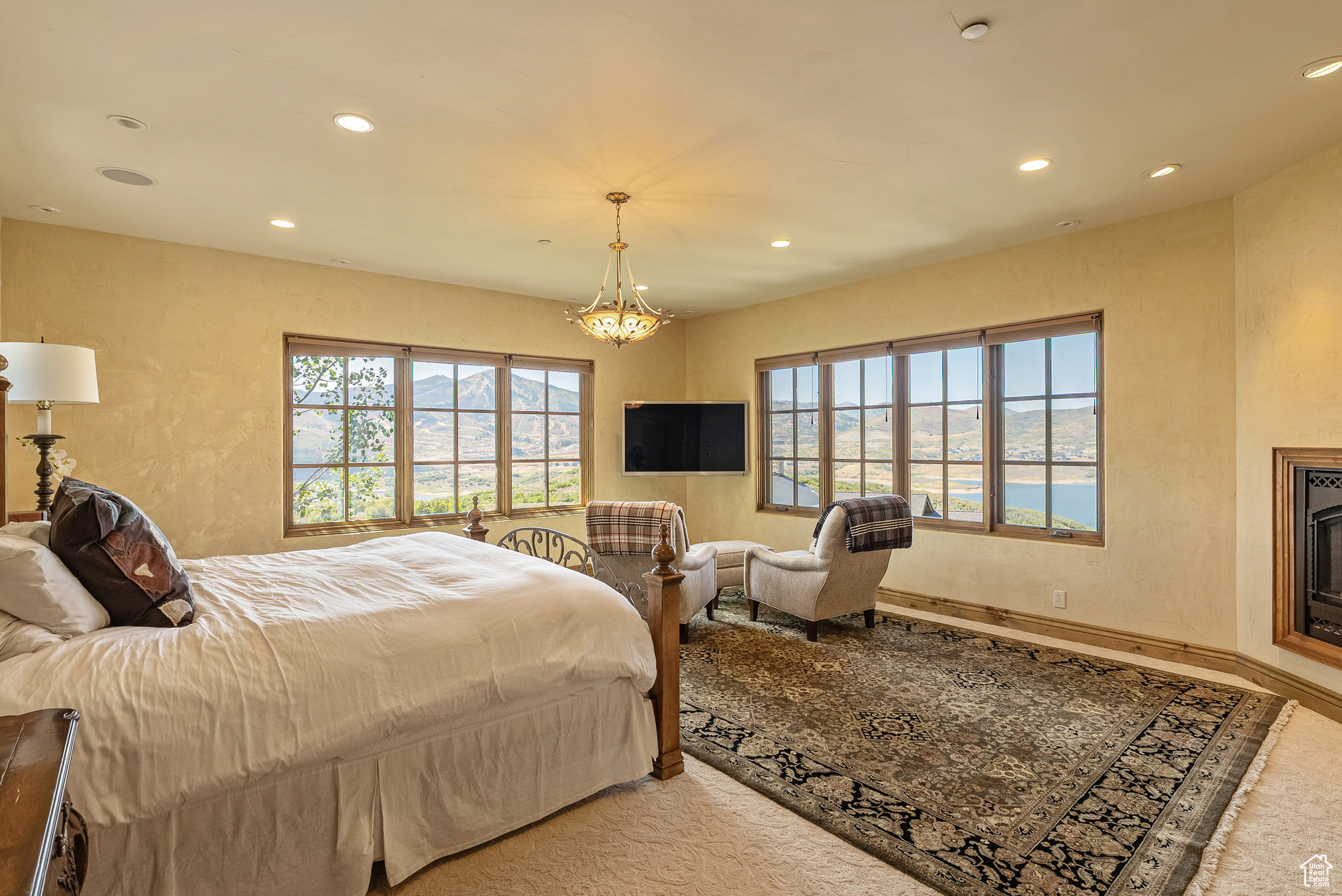 HIDEOUT CANYON PHASE 2 - Residential