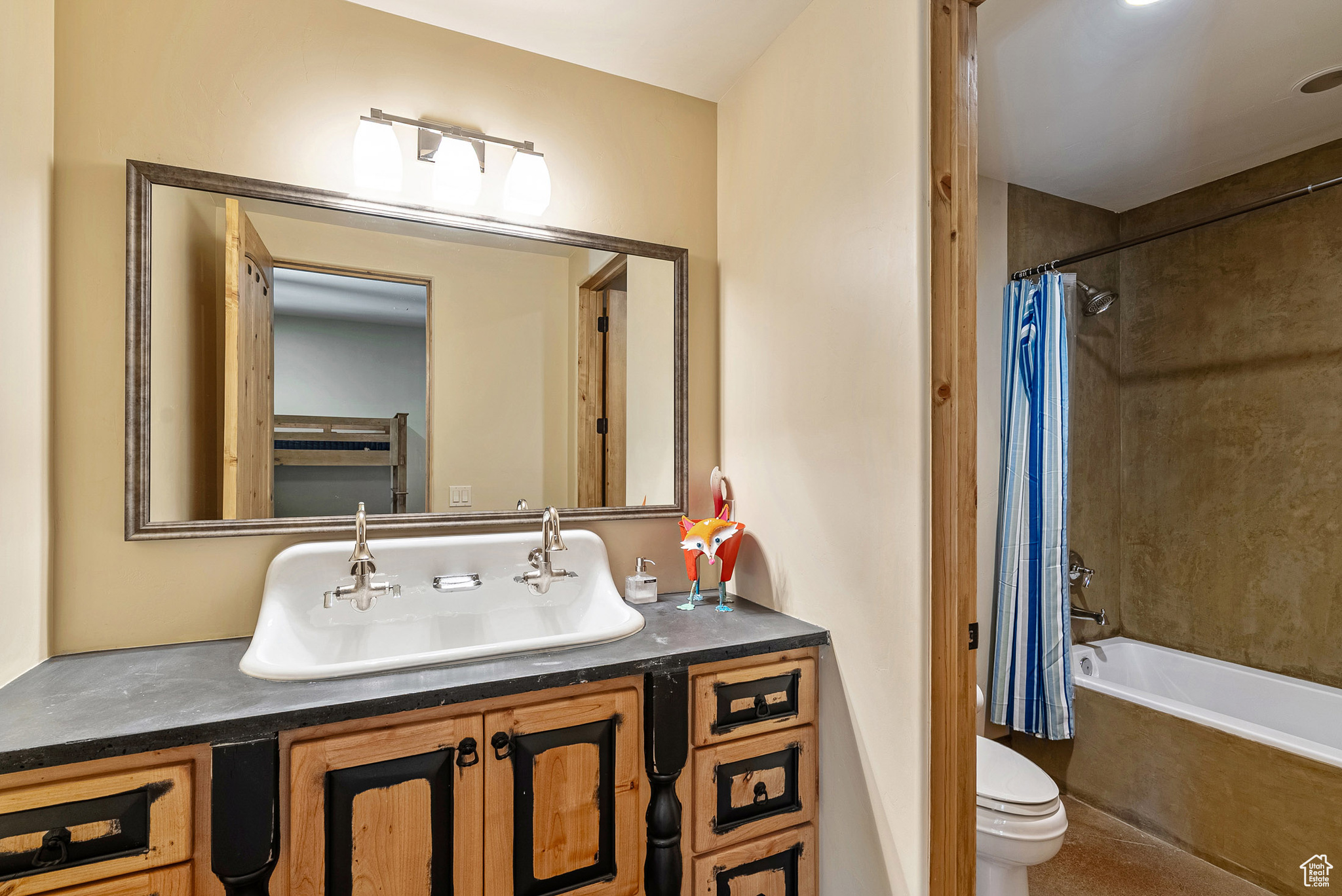 HIDEOUT CANYON PHASE 2 - Residential