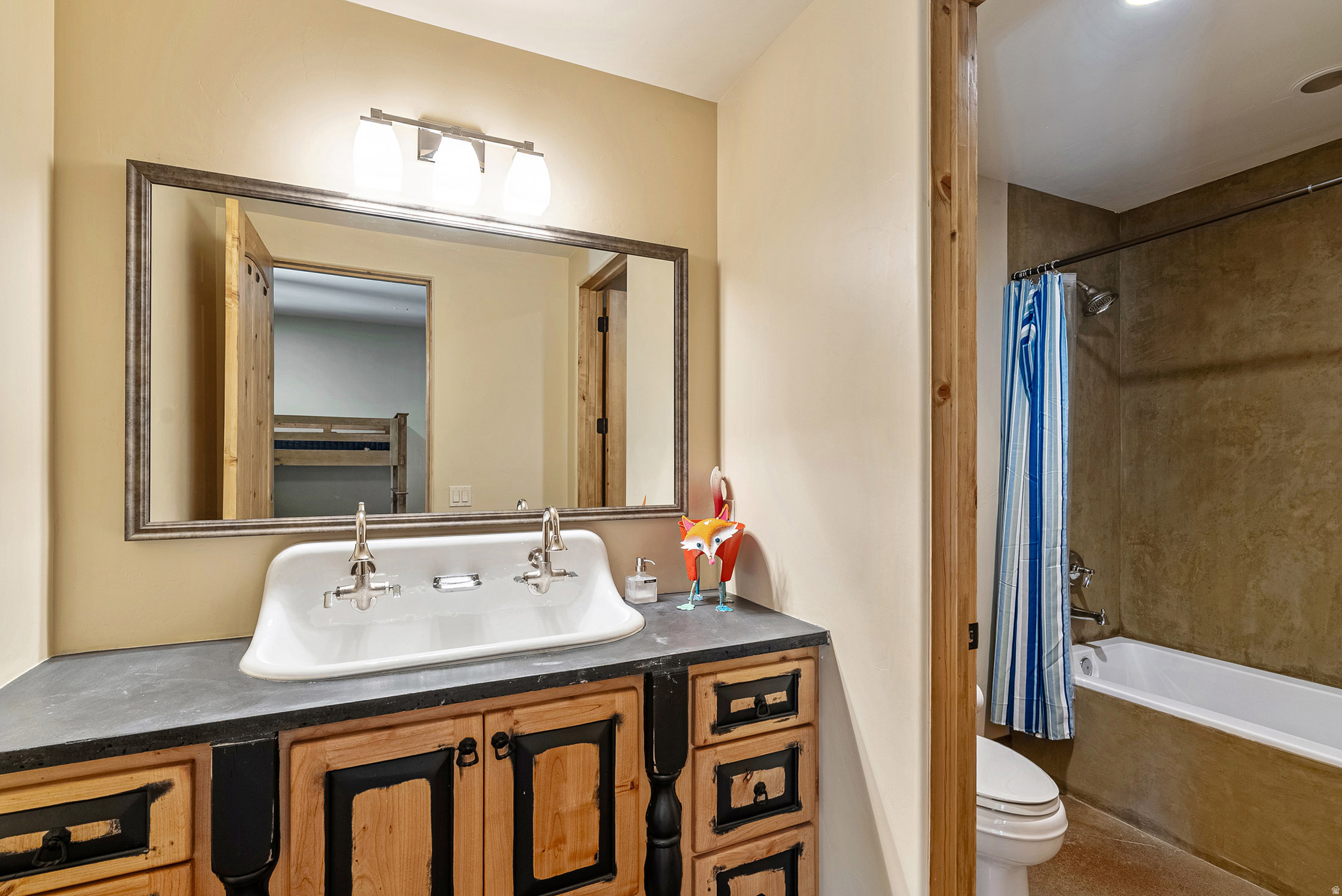 HIDEOUT CANYON PHASE 2 - Residential