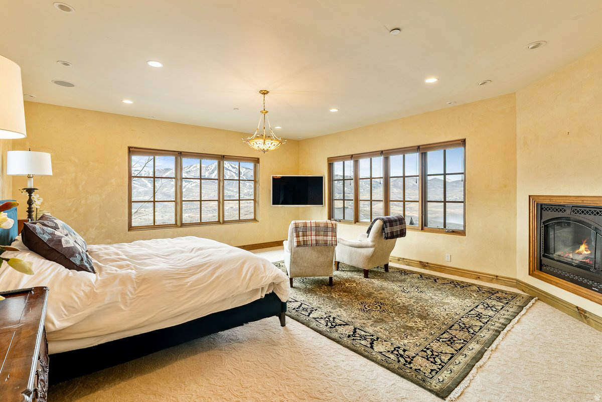 HIDEOUT CANYON PHASE 2 - Residential