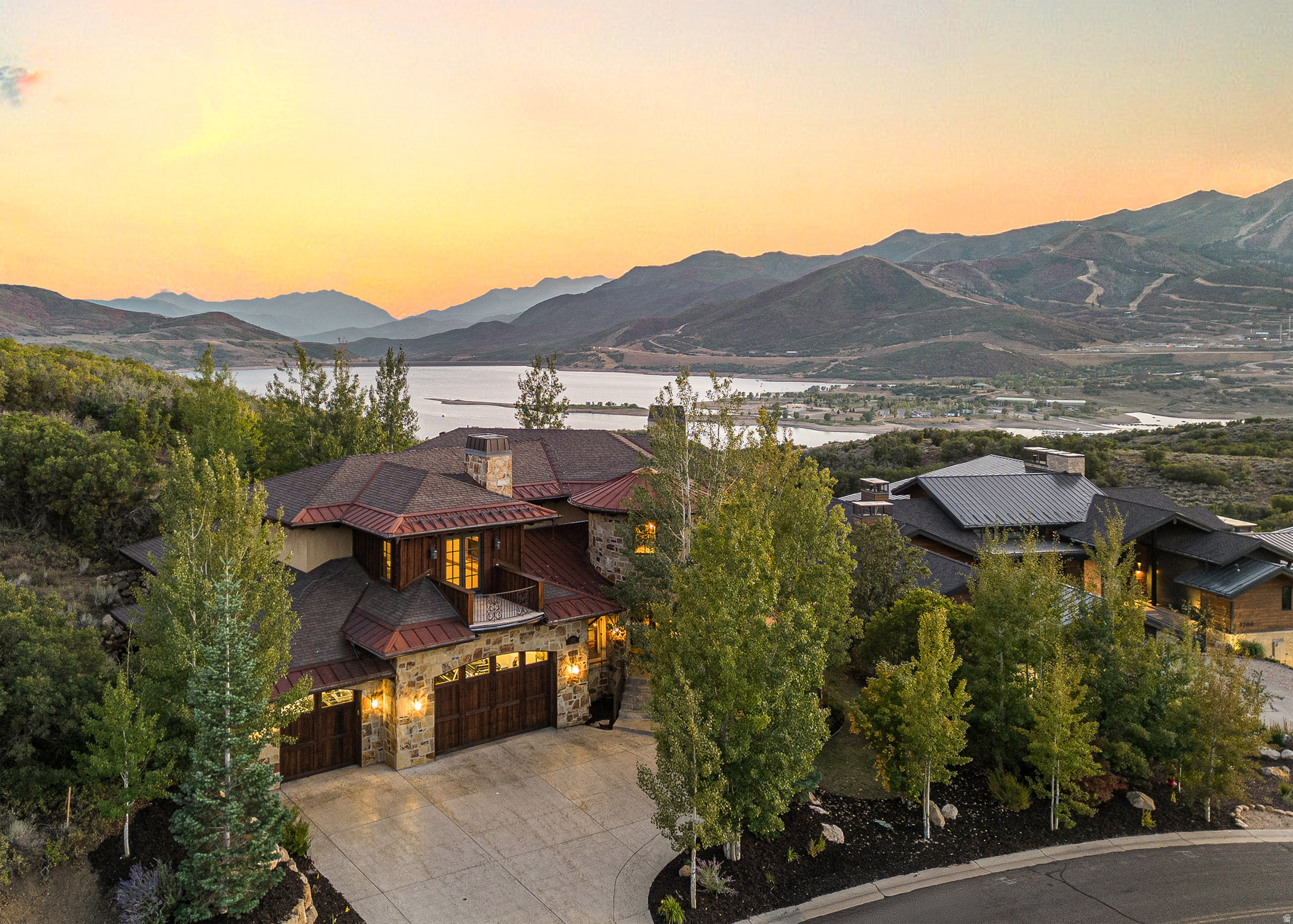 HIDEOUT CANYON PHASE 2 - Residential