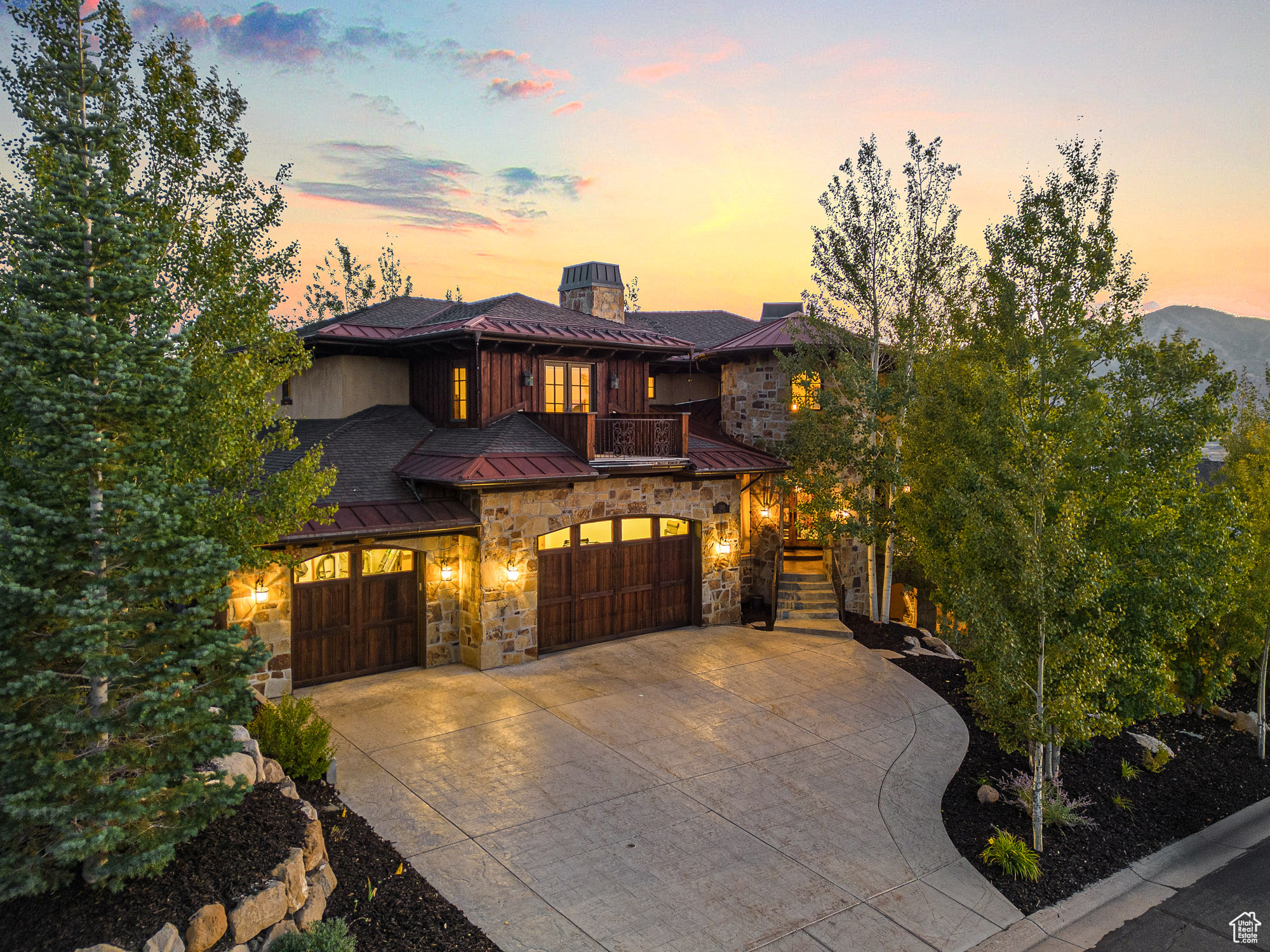 HIDEOUT CANYON PHASE 2 - Residential