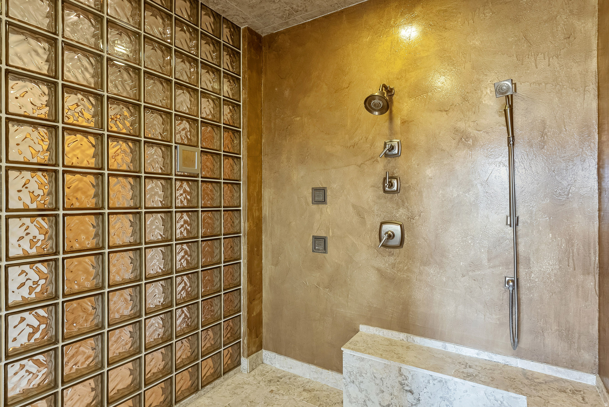 HIDEOUT CANYON PHASE 2 - Residential