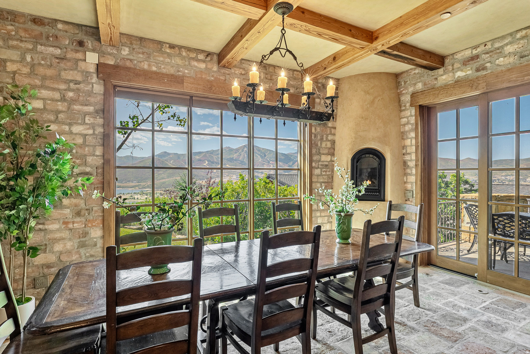 HIDEOUT CANYON PHASE 2 - Residential