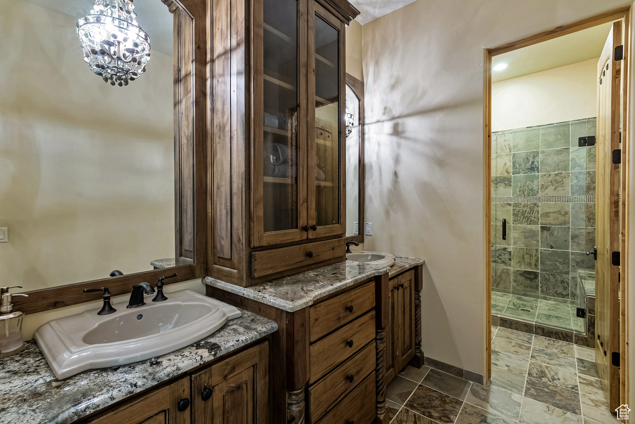 HIDEOUT CANYON PHASE 2 - Residential