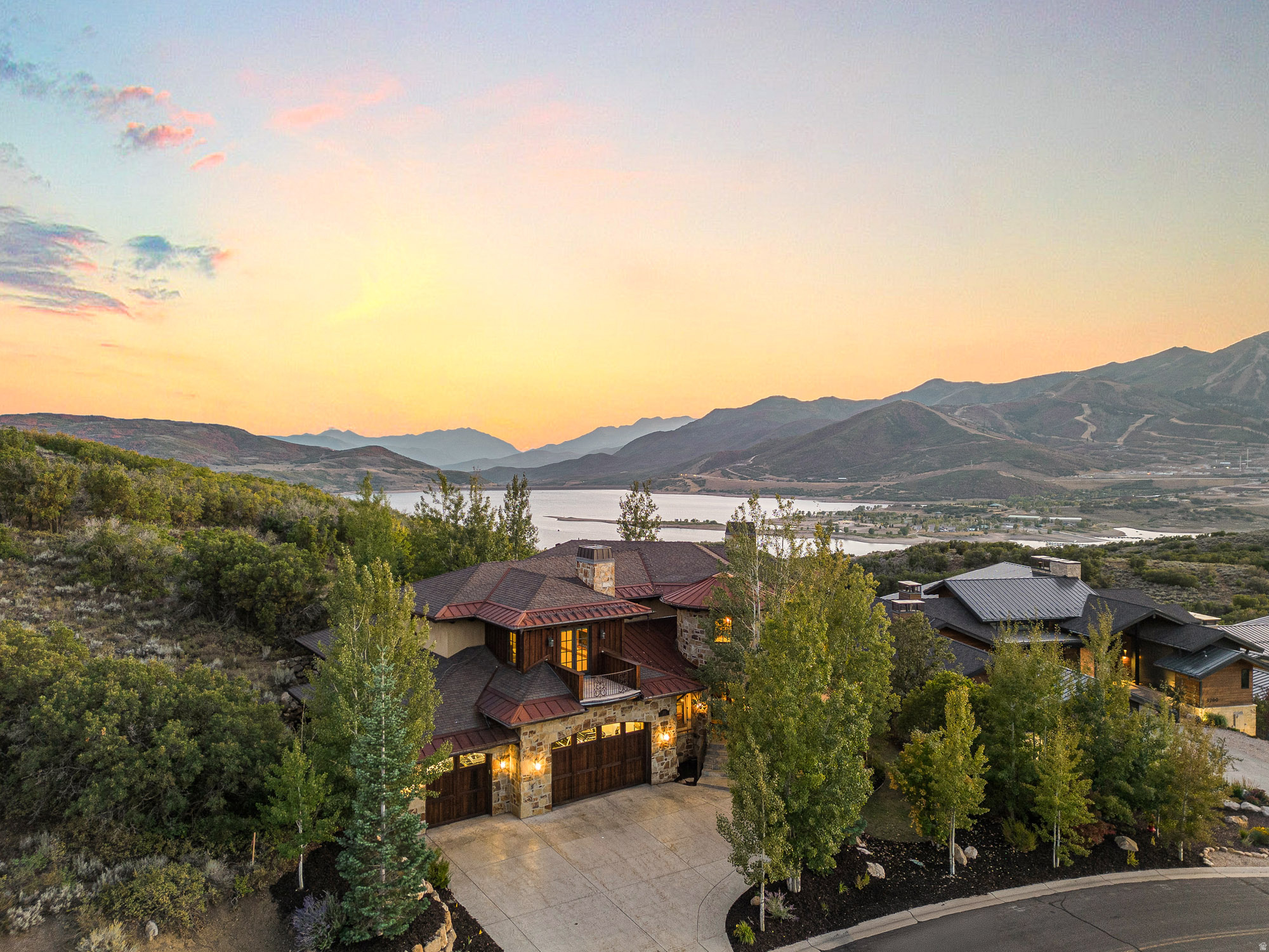 HIDEOUT CANYON PHASE 2 - Residential