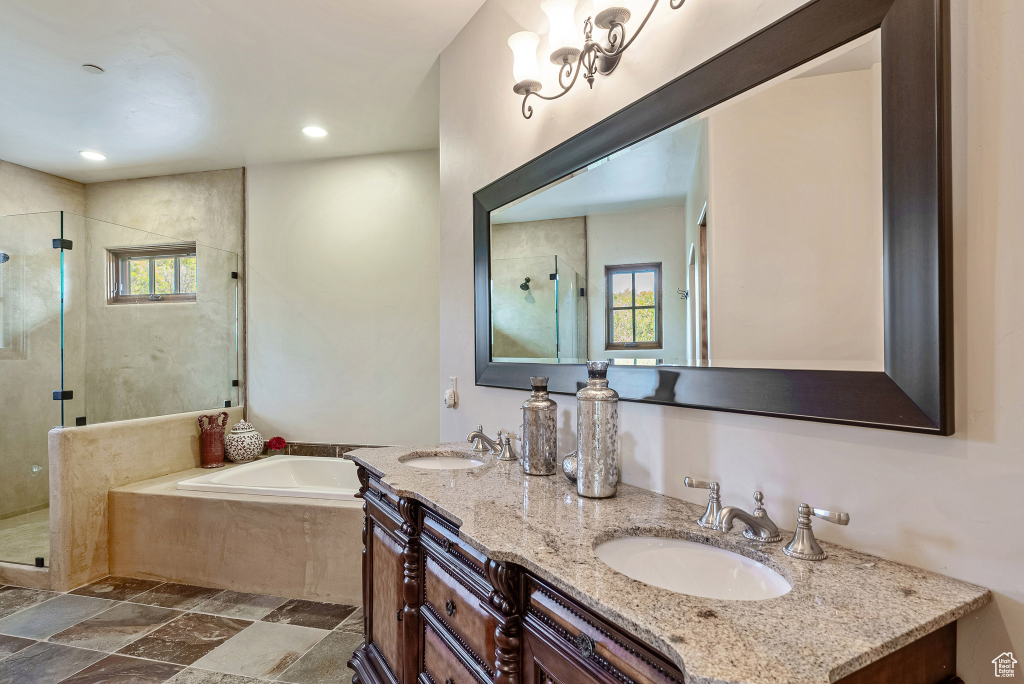 HIDEOUT CANYON PHASE 2 - Residential