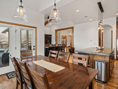 Tiny photo for 946 S MEADOW LARK LN E, Huntsville, UT 84317 (MLS # 2127044)