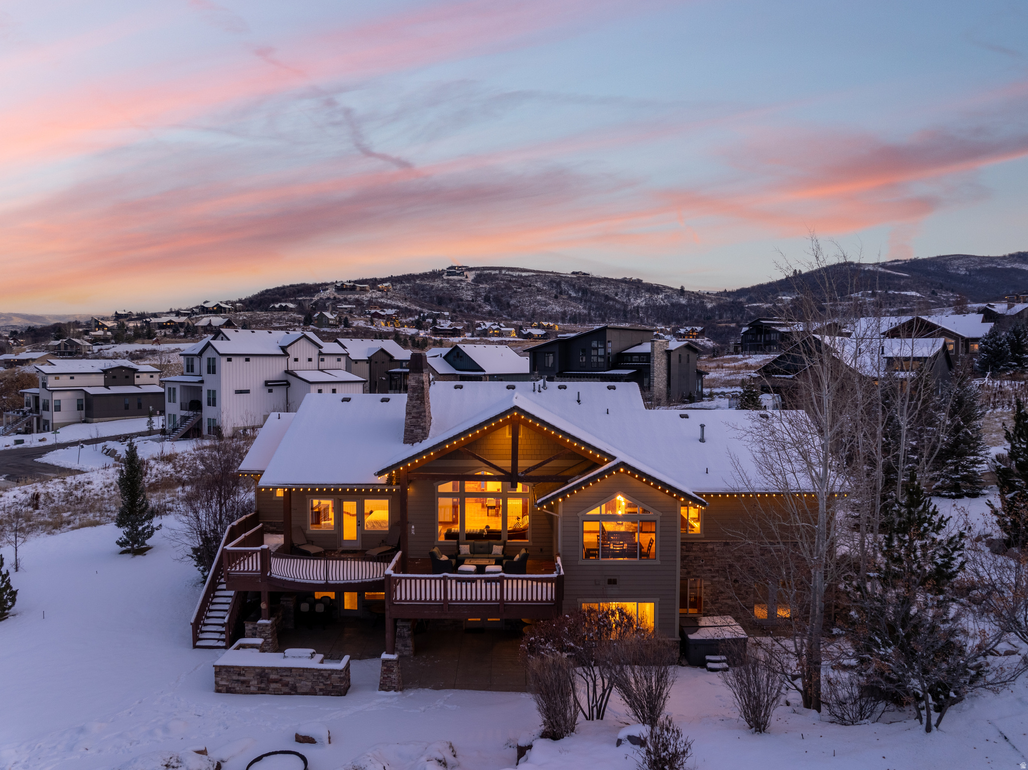 THE CHALETS - Residential