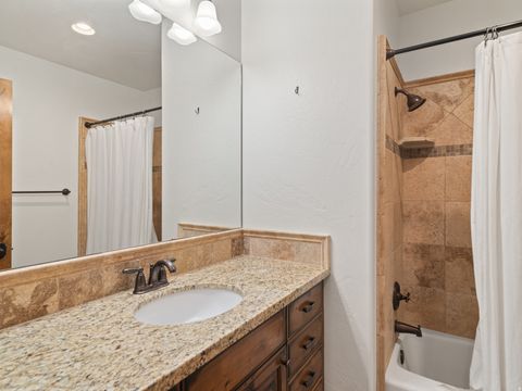 Tiny photo for 946 S MEADOW LARK LN E, Huntsville, UT 84317 (MLS # 2127044)