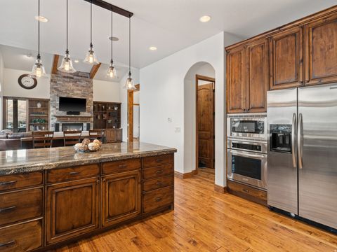 Tiny photo for 946 S MEADOW LARK LN E, Huntsville, UT 84317 (MLS # 2127044)