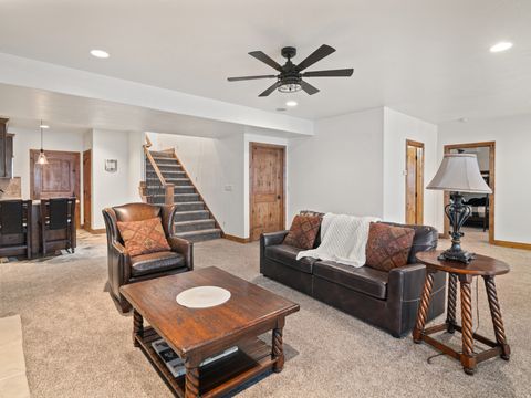 Tiny photo for 946 S MEADOW LARK LN E, Huntsville, UT 84317 (MLS # 2127044)