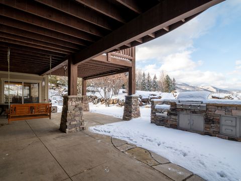 Tiny photo for 946 S MEADOW LARK LN E, Huntsville, UT 84317 (MLS # 2127044)