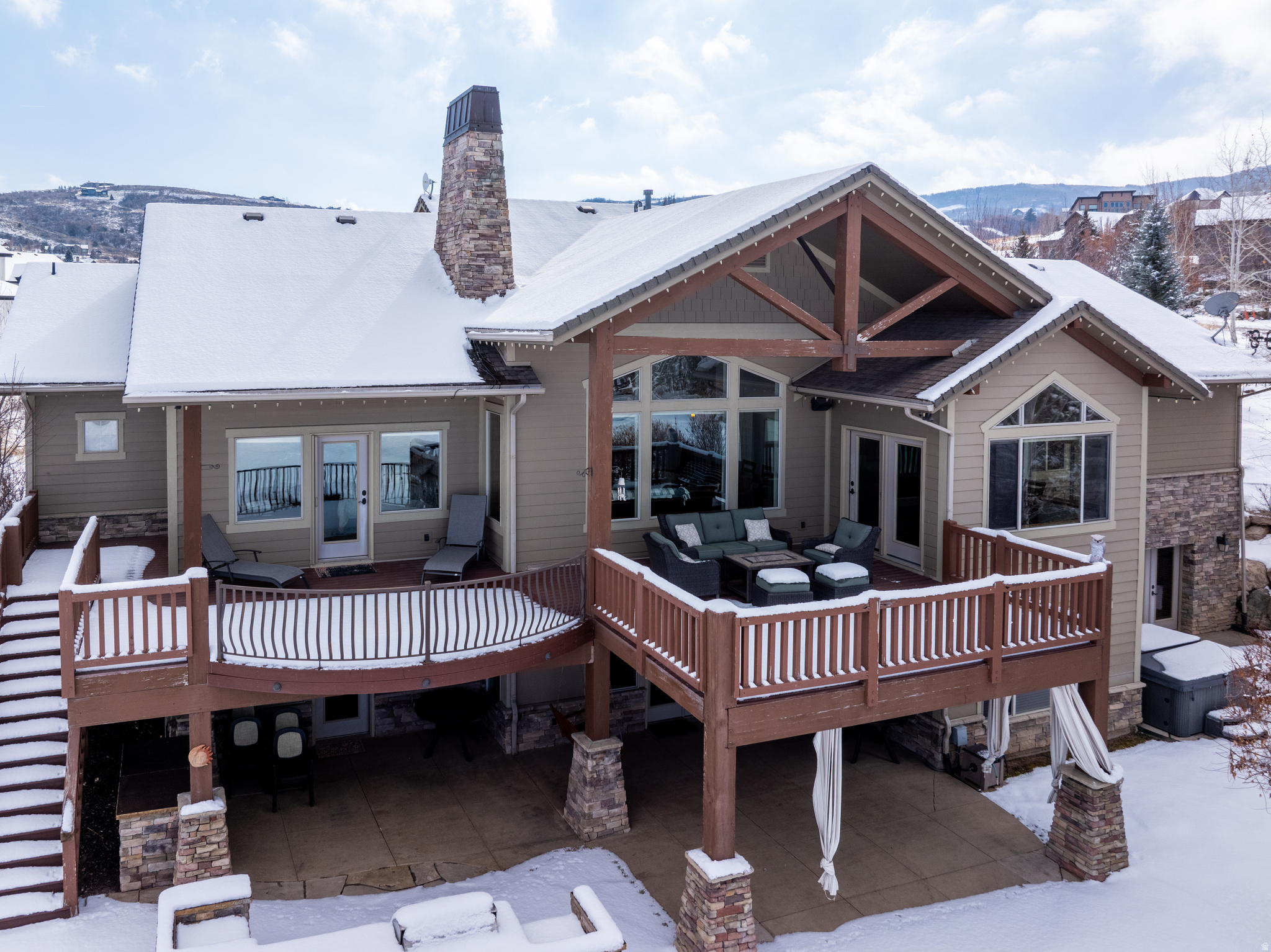 THE CHALETS - Residential