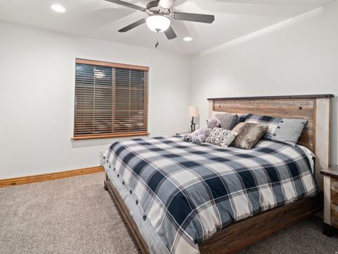 Tiny photo for 946 S MEADOW LARK LN E, Huntsville, UT 84317 (MLS # 2127044)