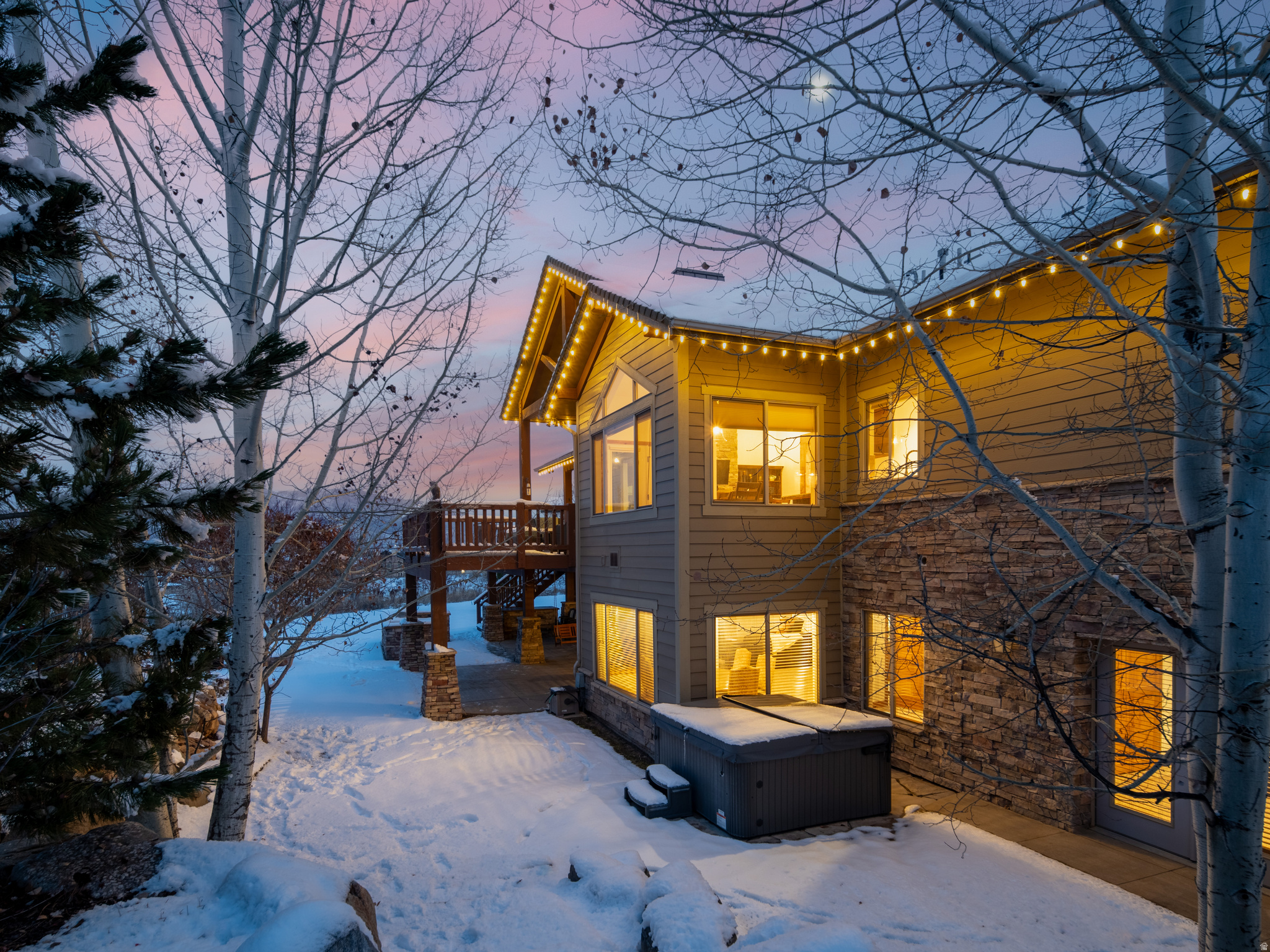 THE CHALETS - Residential