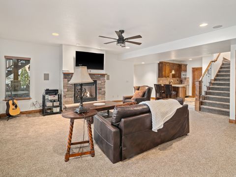 Tiny photo for 946 S MEADOW LARK LN E, Huntsville, UT 84317 (MLS # 2127044)