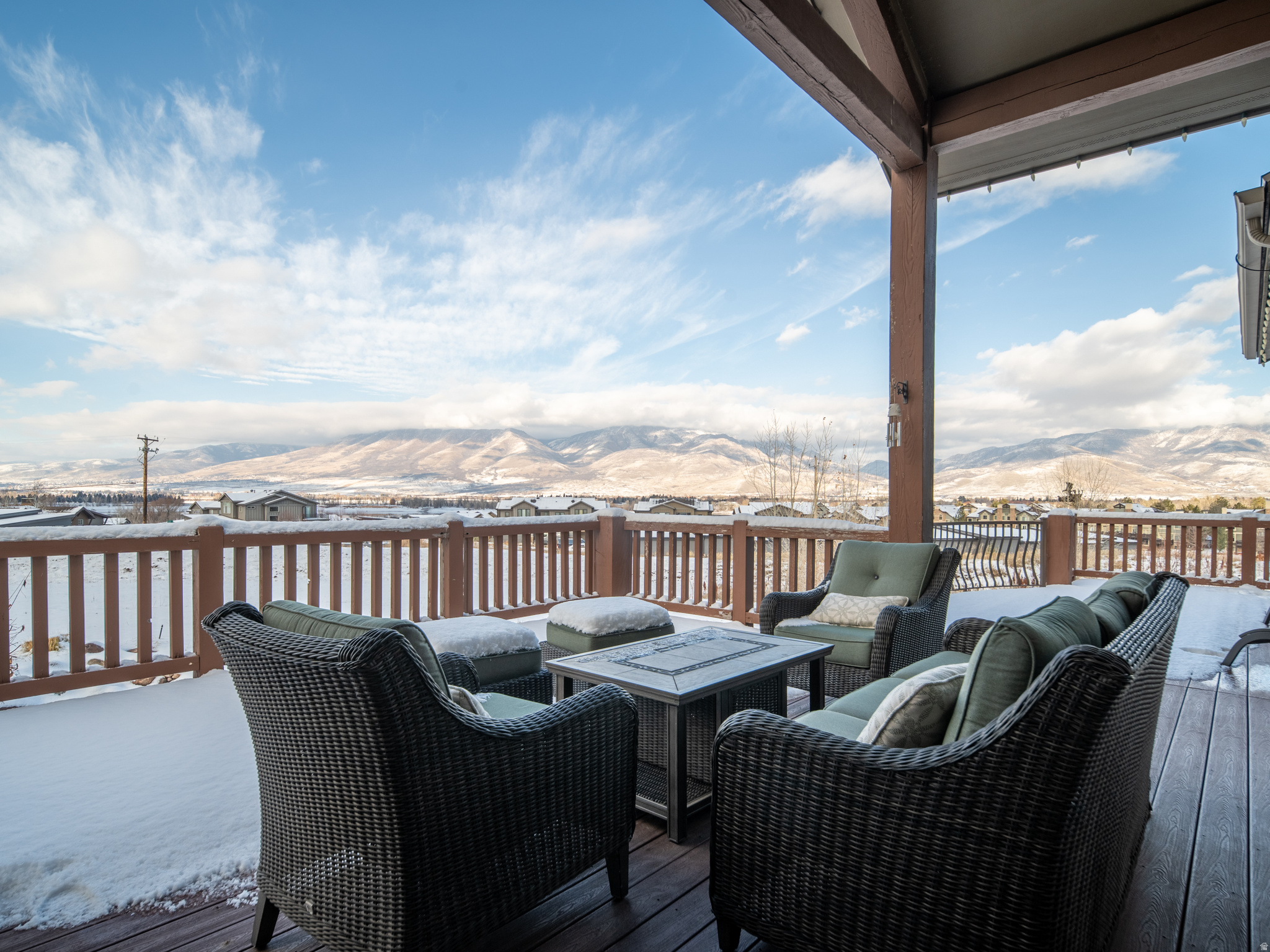 THE CHALETS - Residential