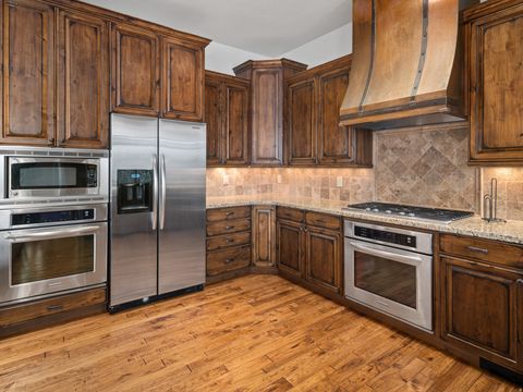 Tiny photo for 946 S MEADOW LARK LN E, Huntsville, UT 84317 (MLS # 2127044)