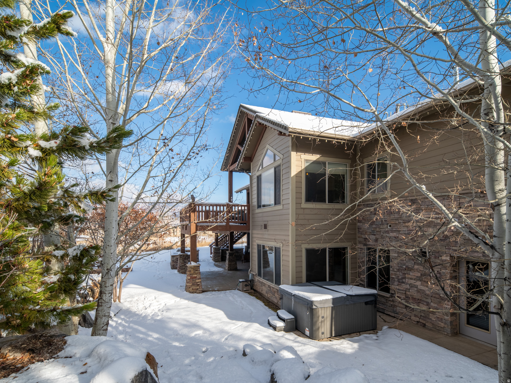 THE CHALETS - Residential