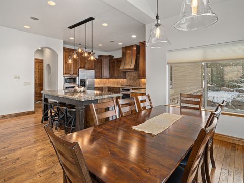 Tiny photo for 946 S MEADOW LARK LN E, Huntsville, UT 84317 (MLS # 2127044)