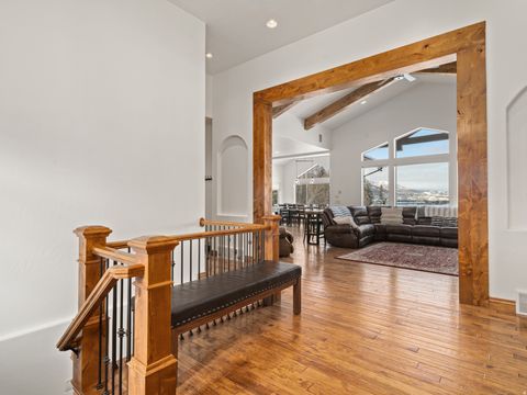 Tiny photo for 946 S MEADOW LARK LN E, Huntsville, UT 84317 (MLS # 2127044)