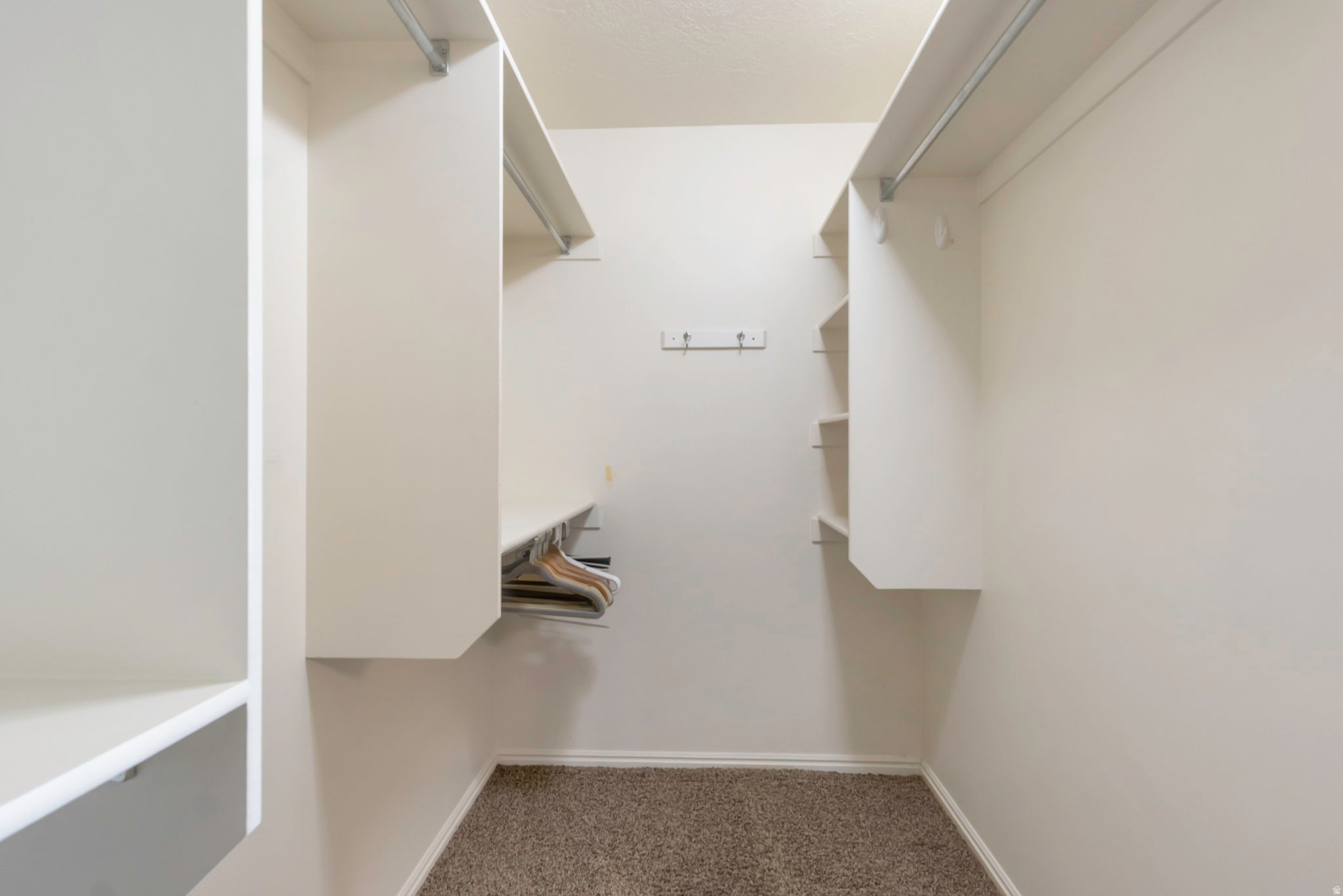 CASA LOMA - Residential