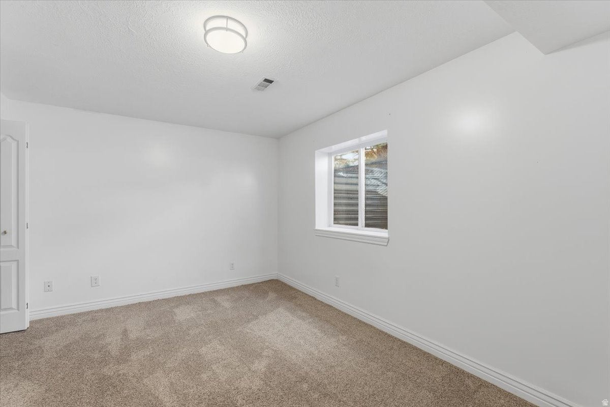 ALPINE COUNTRY CLUB - Residential