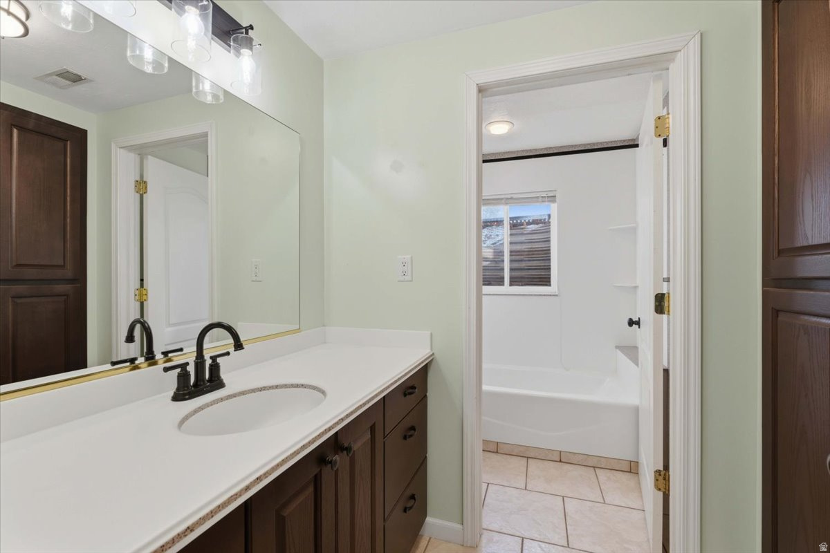 ALPINE COUNTRY CLUB - Residential