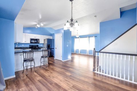 Tiny photo for 782 W 1960 N, Clinton, UT 84015 (MLS # 2132352)