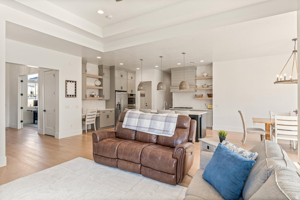 DESERT SAGE - Residential