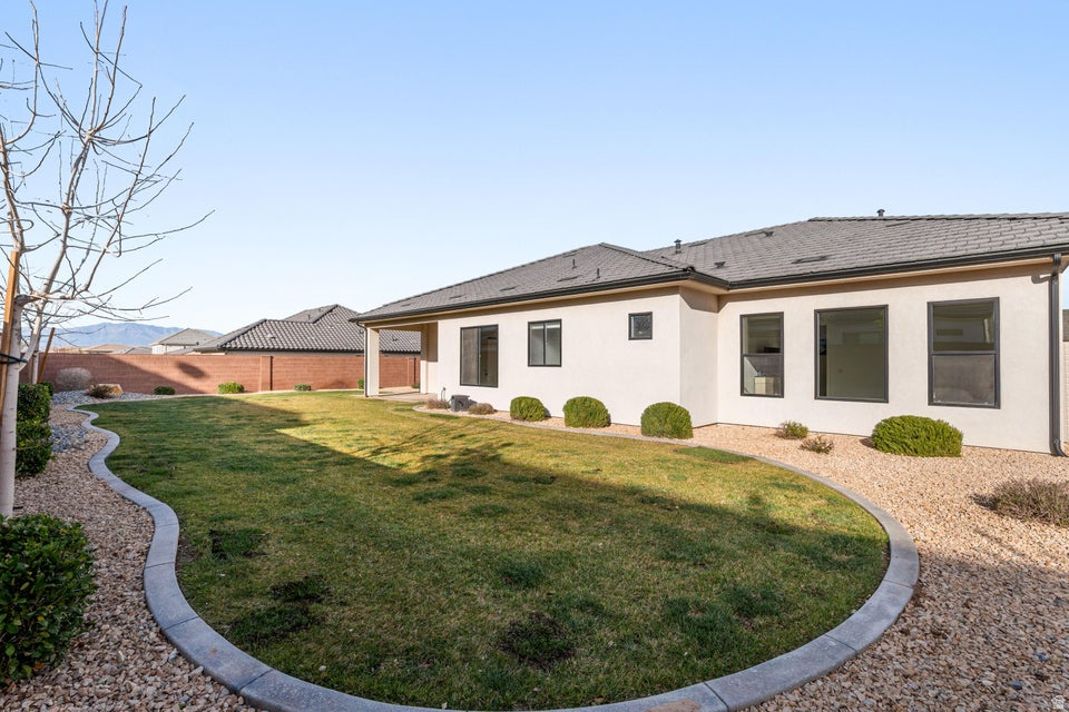 DESERT SAGE - Residential