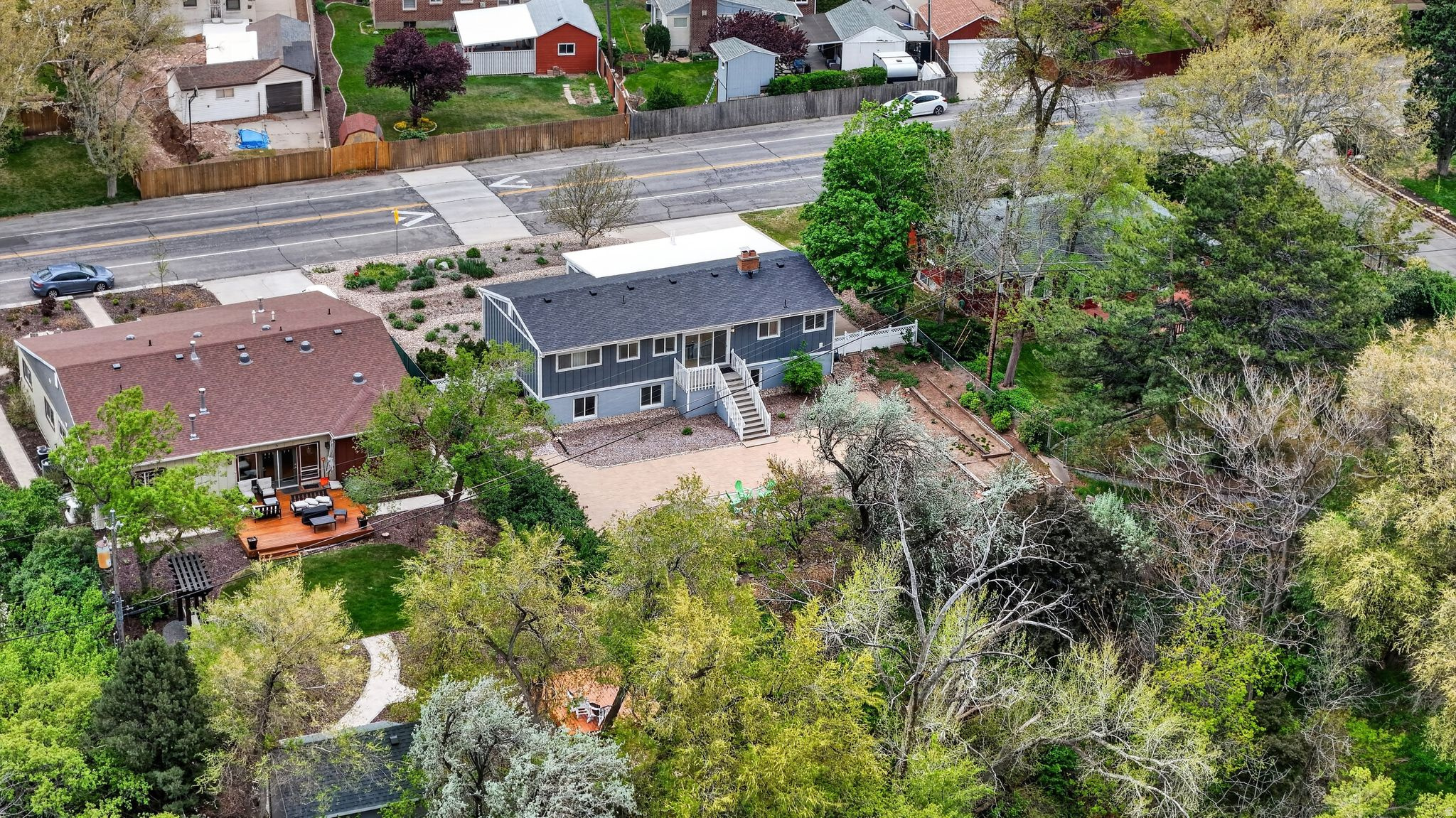 NORTH CANYON RIM - Residential