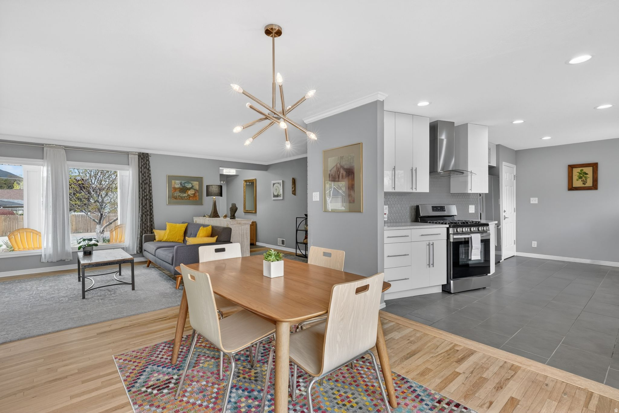 NORTH CANYON RIM - Residential