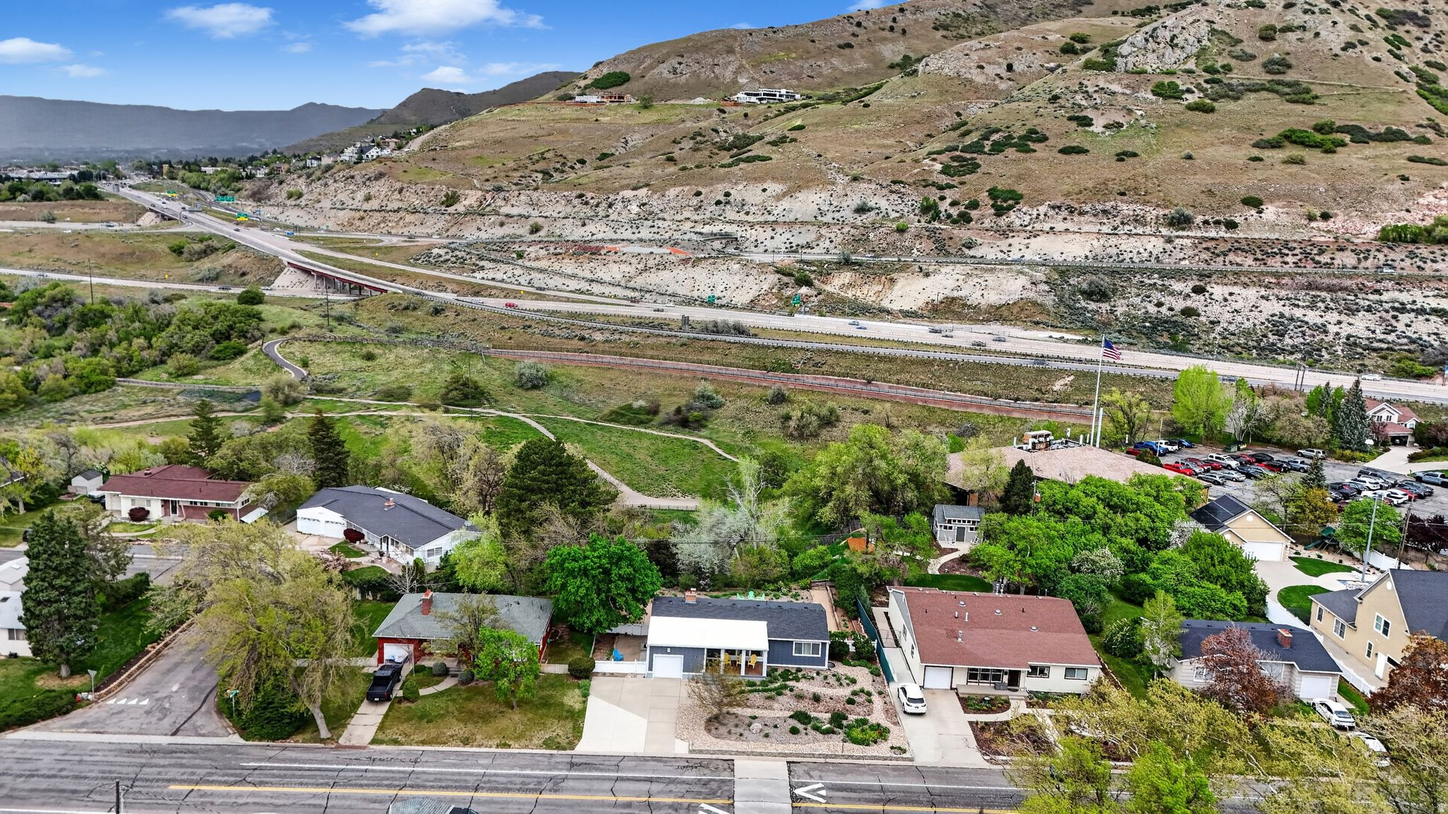 NORTH CANYON RIM - Residential